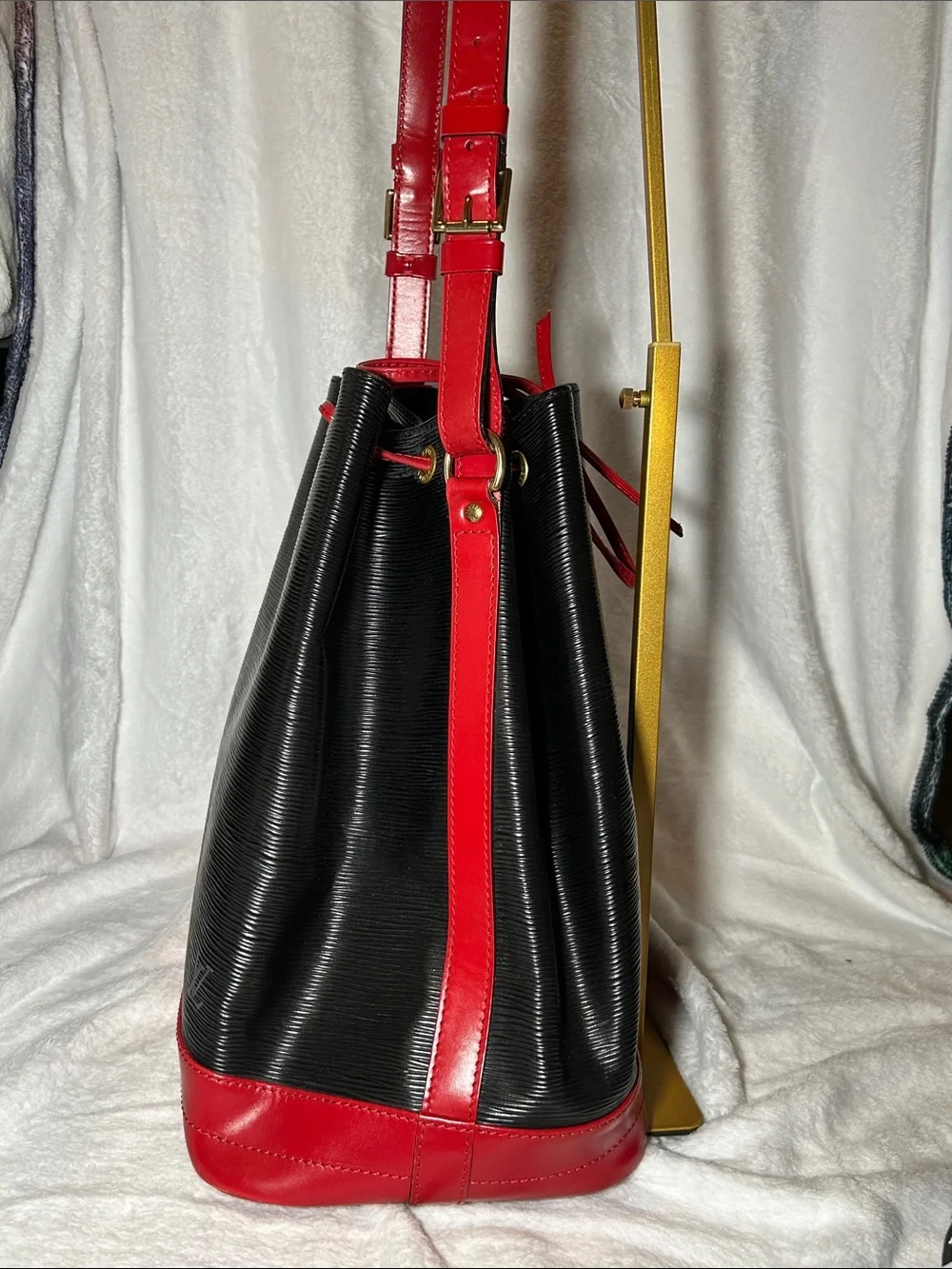 Louis Vuitton classic louis